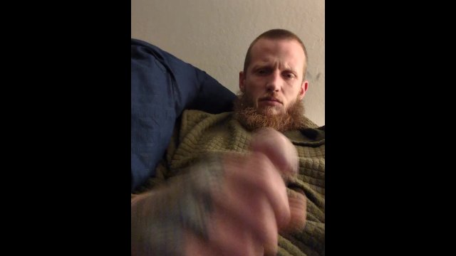 Stroking my cock b4 Bed 🛏️☺️😉😍🤤🤤👄👅🍆