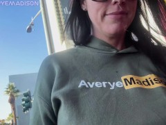 Cum Walk in Las Vegas - Screenshot 11 of 16 - Cum