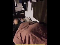 【リアル〇撮】色白でイケメンな友達が就寝前に1人でえっちしてた - Screenshot 1 of 16 - Masturbating