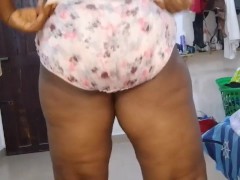 Pant dance - Screenshot 15 of 16 - Panties