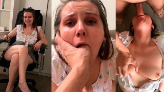 继妹因幻想而兴奋，想要吮吸