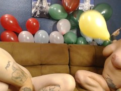 Nude Lesbian Blowing up Balloons Looner Fetish - Screenshot 16 of 16 - Balloons