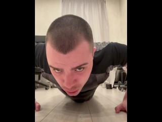 Ни спортзала, ни одежды, ни оправданий #day66