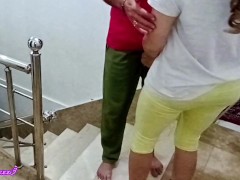 همسایه مون تو راه پله گیرم انداخت. جدیدترین سکس ایرانی - Screenshot 7 of 16 - Iranian Footjob
