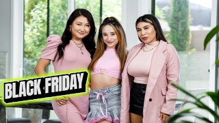 😈 传统的亚洲免费晚餐：继母的口活，继妹的阴户和继姑的嘴