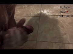 Real Amateur cumshot in the shower