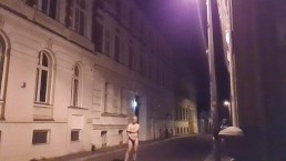 Walking fully naked far from clothes in the city and cumming
