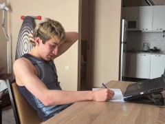 сводный брат соблазни на секс, минет горловой и трах тугой попоки и кончает - Screenshot 1 of 16 - Porno