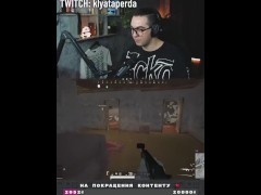 Красивый парень устроил жесткое проникновение двум проказникам 🤭 - Screenshot 1 of 16 - парень