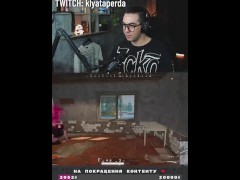 Красивый парень устроил жесткое проникновение двум проказникам 🤭 - Screenshot 5 of 16 - Bdsm