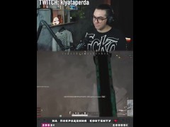 Красивый парень устроил жесткое проникновение двум проказникам 🤭 - Screenshot 9 of 16 - Two Girls One Boy