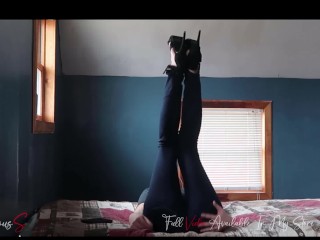 TEASER -tormenting the Jeans Addict with my Denim Ass