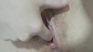 Reife MILF berührt sich für intensive Pleasure