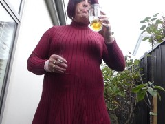 Outdoor Sissy - Screenshot 11 of 16 - Smoking Cigarette
