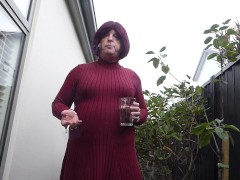 Outdoor Sissy - Screenshot 14 of 16 - Smoking Cigarette