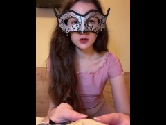 Обзор на кружевные Грязные трусики. Девушка надевает трусы с выделениями из письки - Screenshot 8 of 16 - Dirty Panty