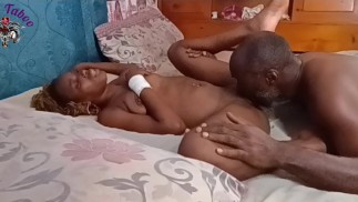 Milf makes him cum 5xs