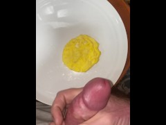 Watch my sausage cum on my eggs