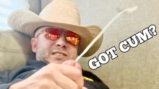 Dicker weißer Cowboyschwanz lässt Spermaladung hochfliegen – POV-Spermaseil-Explosion