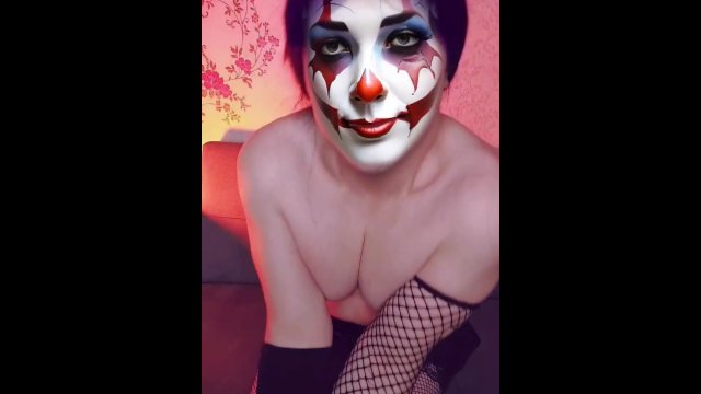 Kitty_Cross