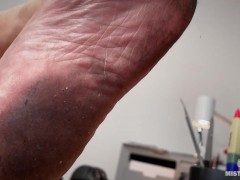 Goddess with dirty feet on the table tease and ignore you