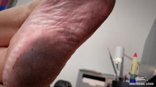 Goddess with dirty feet on the table tease and ignore you