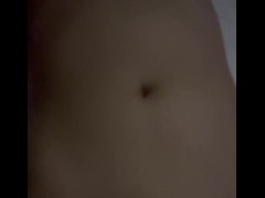 （盗撮）可愛い彼女が高速手マンでクチュクチュ音を出して感じている声が変態すぎる 1/16