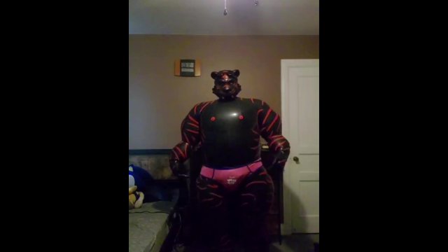 Archer: First-Time Suit Up & Inflation