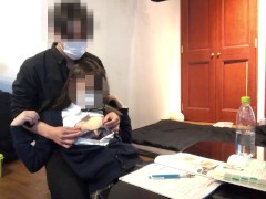 【※即削除注意※】 18歳ガチものJKのハメ撮り動画 放課後そのまま生ハメ中出し！教科書の上でぷしゃぷしゃ潮吹き★最後は スカートを捲り上げ制服姿のまま生中出し - Screenshot 5 of 16 - Pov