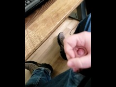 Busting a nut while waiting on a program to compile... - Screenshot 3 of 16 - Masturbation
