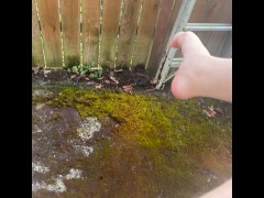 Piss stream - Screenshot 4 of 16 - Pissing Outdoor