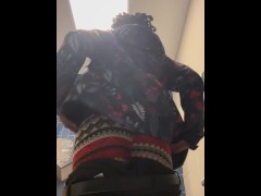 Peeing Comp - Screenshot 5 of 16 - Pee