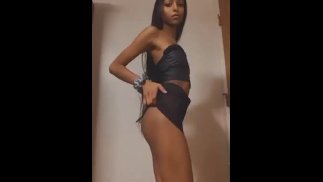 полное видео стриптиза на Onlyfans