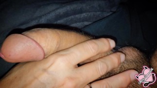 Cougar gives a slow jerk session to a gorgeous cock.