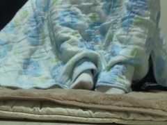 疲れた男の娘が帰宅後すぐに寝てしまった足裏を晒す！ - Screenshot 3 of 16 - Tomgirl