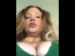 heading into work 💋 - Screenshot 8 of 16 - Blonde