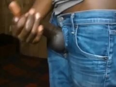 AFRICAN AMATEUR BOY WANKING ANTIL THICK CUMSHOT
