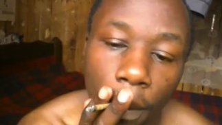 SMOKING WEED ... AMATEUR BOY SMOKING AND GETTING HIGH IN MINUTES