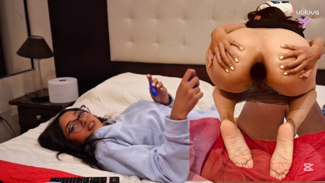 EcuaSex Hot Latina fucks her cuckold husband's best friend