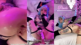 Tattooed gamer girl gets her tight asshole pounded~