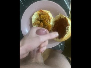 Пописать и кончить на бургер