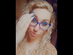 Cute girl  bad little pussy