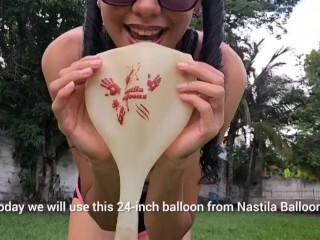 Nastila Balloons: Стеклянный шар лопается вместе с ладонью (Полное видео в C4S/OF/MV/Membersite)
