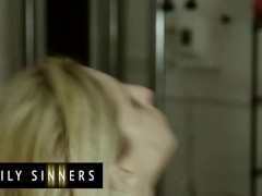 FAMILY SINNERS - Stepbrother Stretches His Stepsister's Pussy As She Fucks Her Hard In The Gym