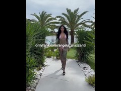 Tattooed Hot Girl’s Wet Pussy Leaks Outdoors: Caught Wide Open!