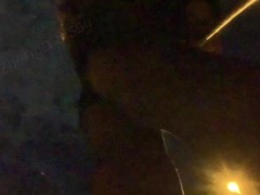 Фембой гуляет голий на улисе с дилдом в попе - Screenshot 7 of 16 - на публіці