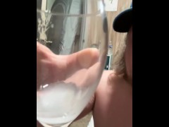 Big Gulp - Screenshot 14 of 16 - Cum Drinking