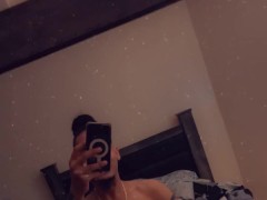 Que mando un poco de caloria asiendo el amor anal y ensenando mi cuerpo sexy con mi grande polla