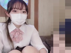 学校帰りに制服姿の１８歳巨乳彼女と顔出しセックス♥素人カップル/美女/スタイル抜群/パイパン/スマホ撮影/リアル/主観映像/ハメ撮り - Screenshot 1 of 16 - 18 Year Cute Girl