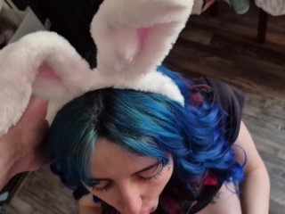 Easter Bunny Loves Sucking Carrot 🥕